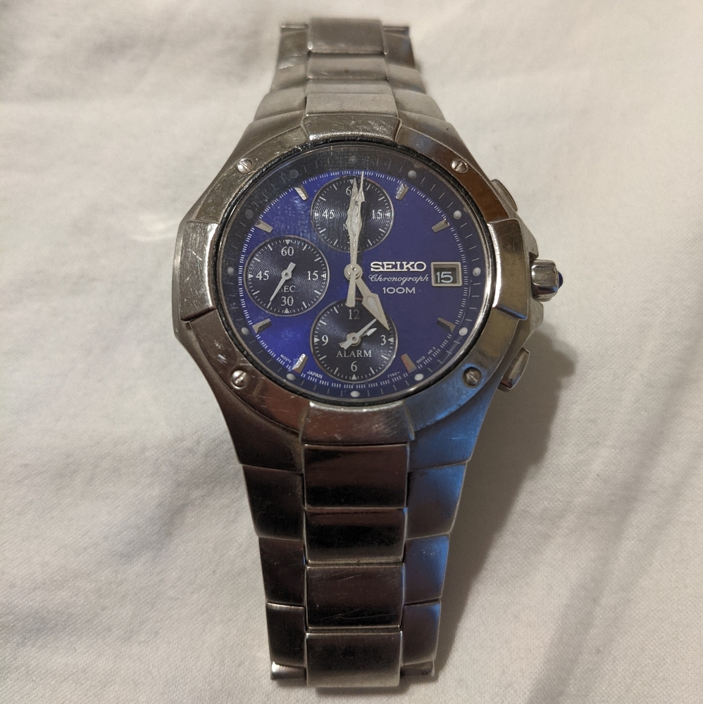 Seiko chronograph 100m